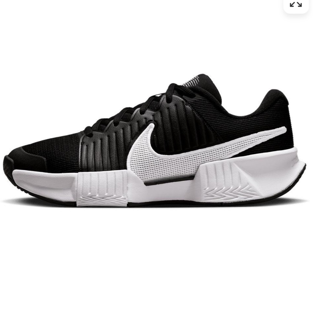Nike GP Challenge Pro Tennis Shoes Black and White